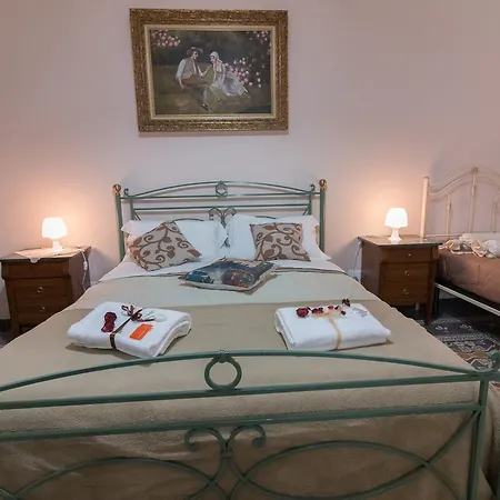 Bed & Breakfast A Casa Di Alba